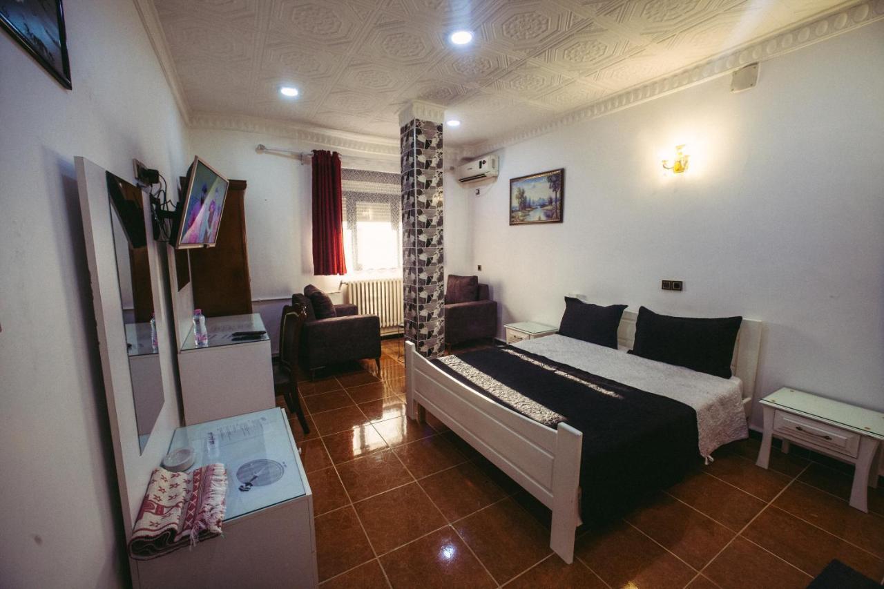 Hotel Residence El Mahdi บัตนา ภายนอก รูปภาพ